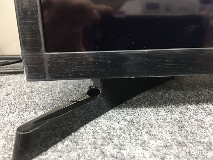 Ножки к телевизору Samsung