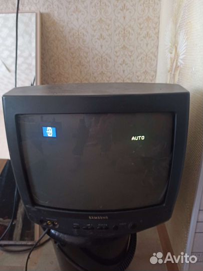 Телевизор samsung CS-14F2R