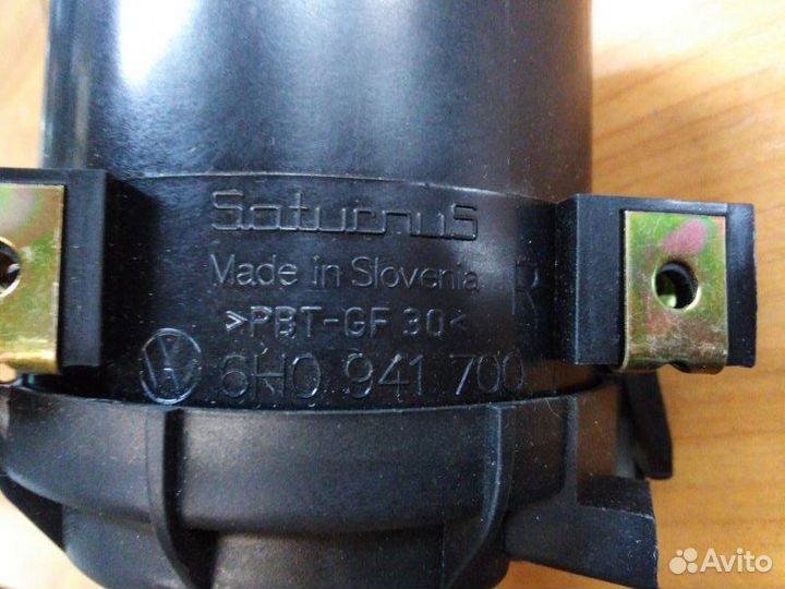 Фара противотуманная правая Skoda Felicia 1998