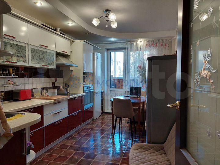 2-к. квартира, 72,2 м², 7/16 эт.