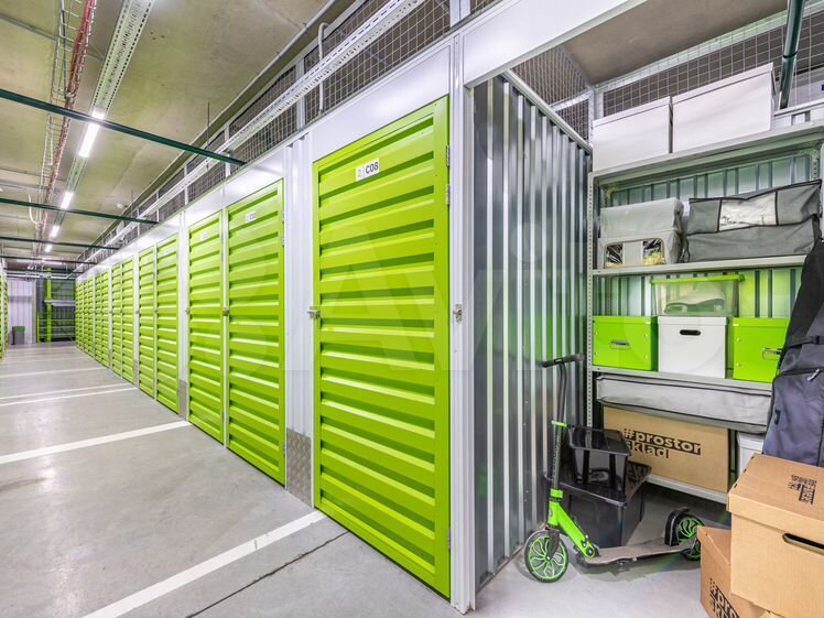 Коммерческая недвижимость в Санкт-Петербурге и Ленинградской области: купить, сн