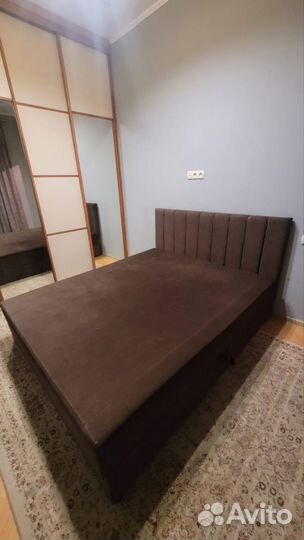 Кровать двухспальная с матрасом бу 160 200