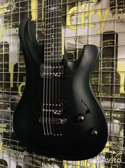Электрогитара Schecter + Утепленный Чехол