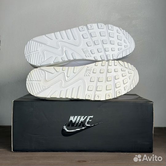 Nike Air Max 90 (42.5EUR) оригинал