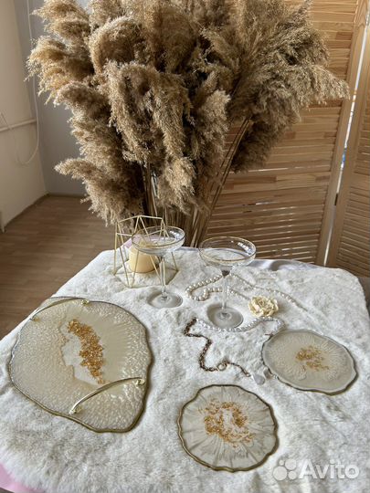 Поднос из эпоксидной смолы с ручками