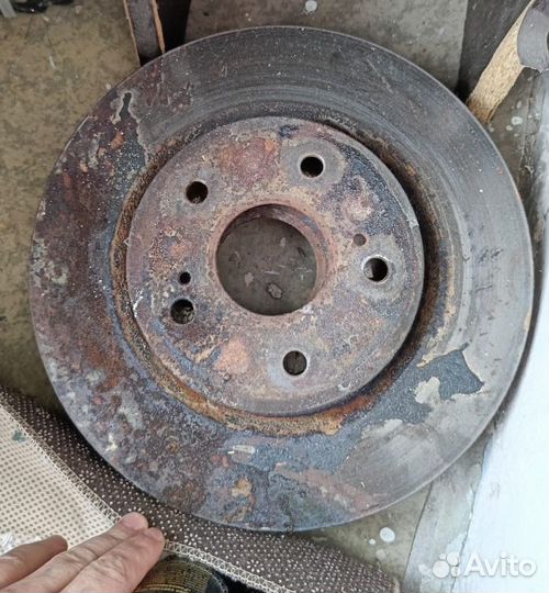 Передние Тормозные диски Suzuki Гранд Витара 2009