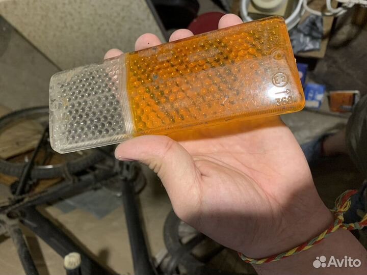 Продаю передний рассеиватель ваз 2103-3712071