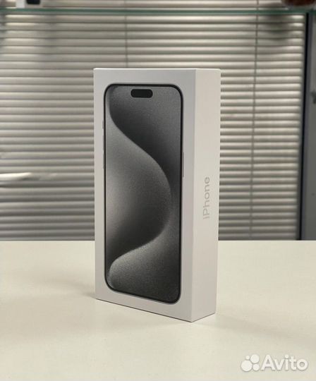 iPhone 15 Pro, 256 ГБ