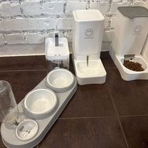 Миски для собак и кошек