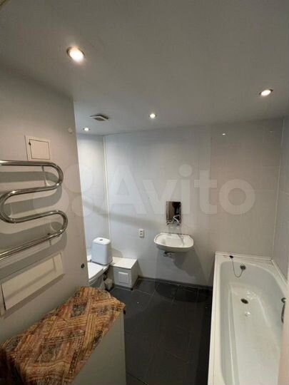 3-к. квартира, 70,7 м², 1/9 эт.