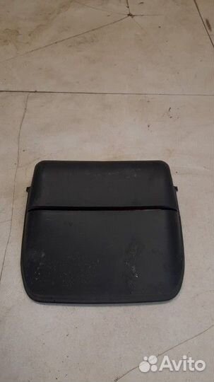 Фонарь задний стоп сигнал Mitsubishi Carisma