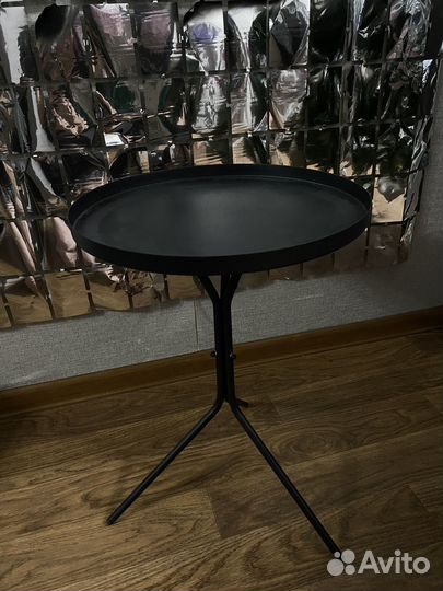 Журнальный столик