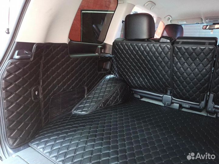 3Д коврики в багажник toyota land cruiser 200