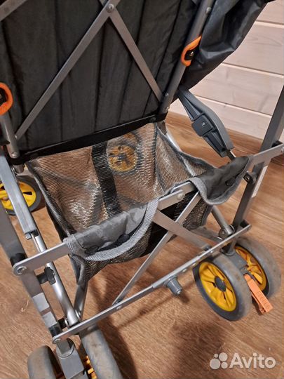 Коляска-трость