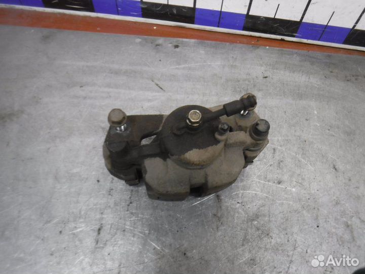 Суппорт передний левый Mazda 6 L8 2006