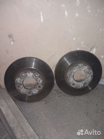 Пара,передние тормозные диски Mazda 3 BK