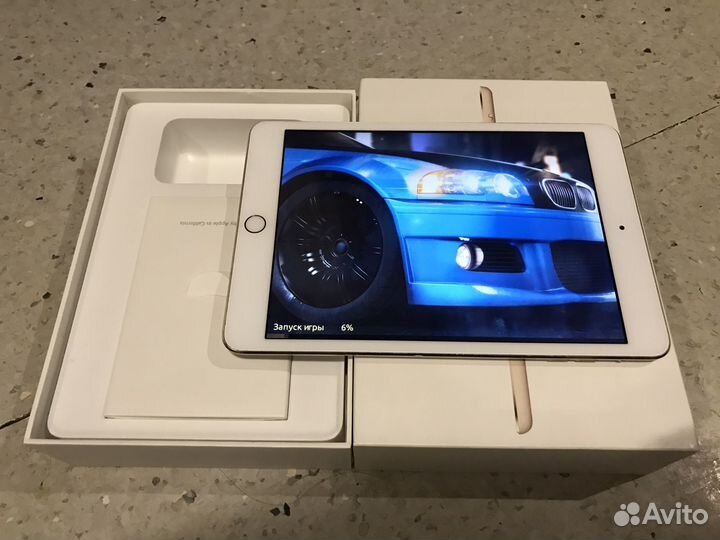 iPad mini 3, 16 GB, (оригинал) + игры