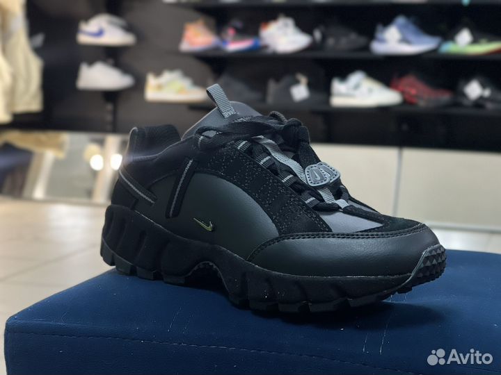 Кроссовки Nike Humaraa Air LX
