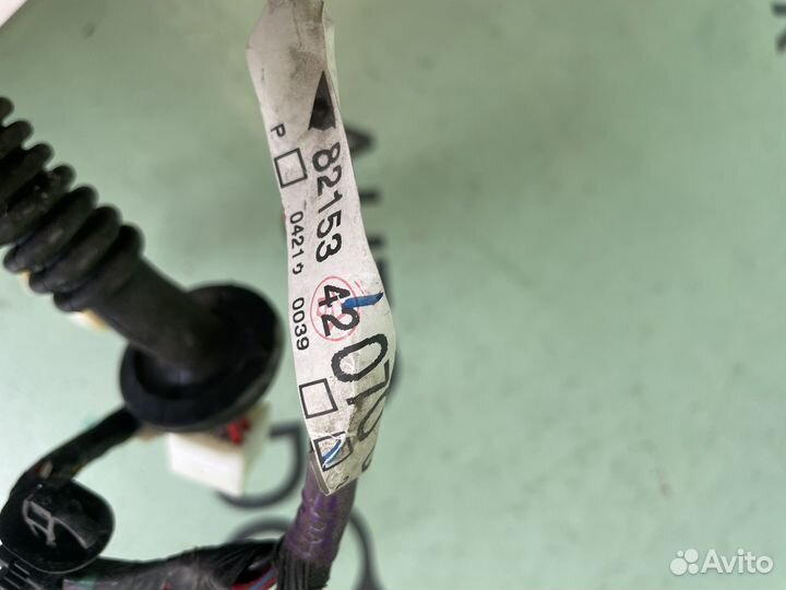 Проводка двери задней правой toyota rav 4 xa20