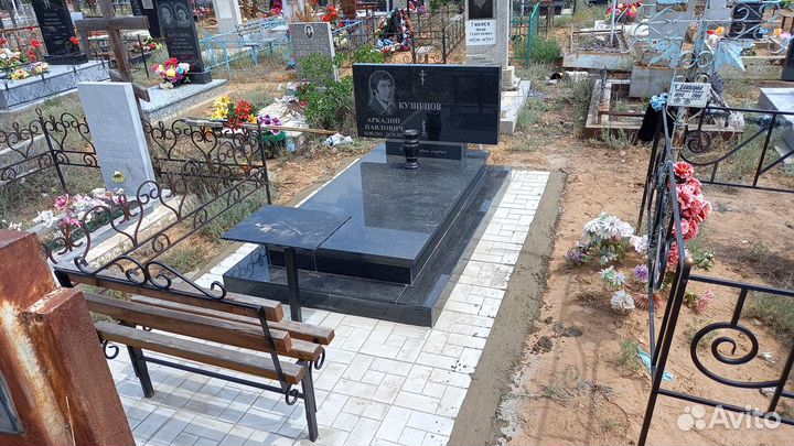 Памятники, ограды, ремонт могил