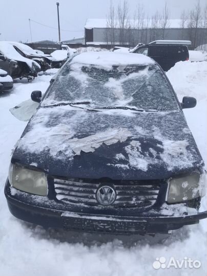 Volkswagen Polo 2001 1.4 AUD под разбор