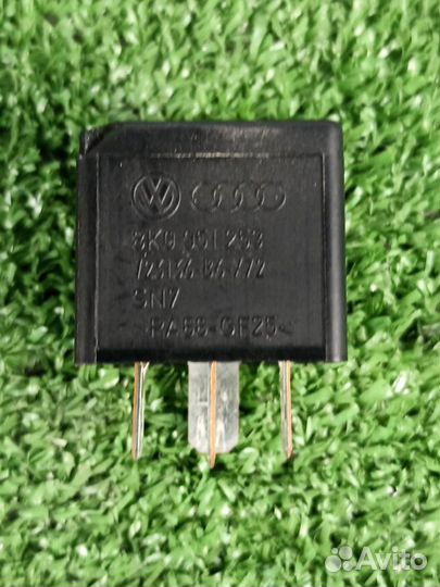 Реле Audi A4 8K2 cabb 2008