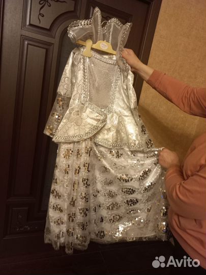 Карнавальный костюм для девочки снежная королева