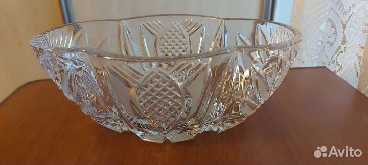 Хрустальная ваза