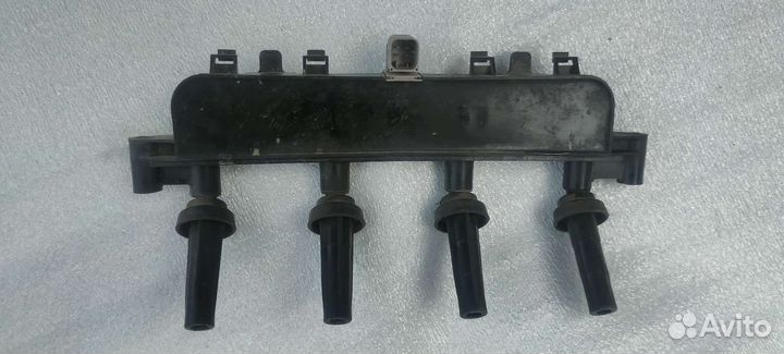 Катушка зажигания/ модуль зажигания Peugeot 206