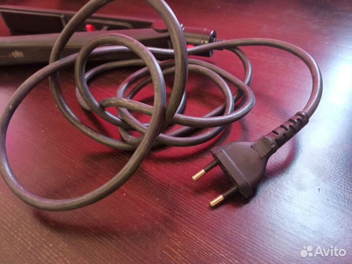 Выпрямитель для волос