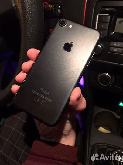 iPhone 7, 32 ГБ