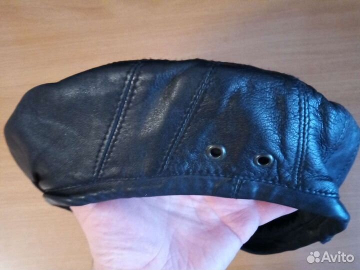 Мужской берет кожаный