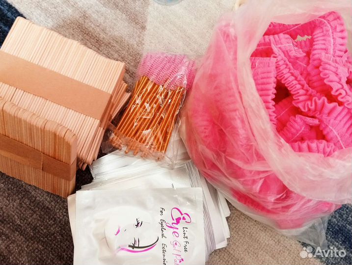 Материалы и расходники для наращивания ресниц