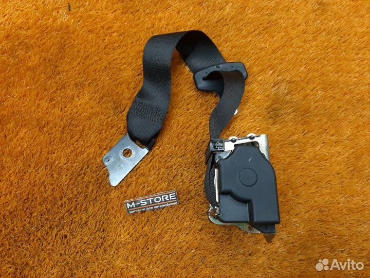 Ремень безопасности задний Bmw 7-Series E65