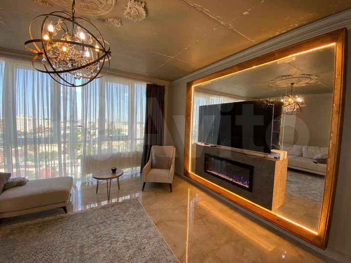 3-к. квартира, 140 м², 12/17 эт.