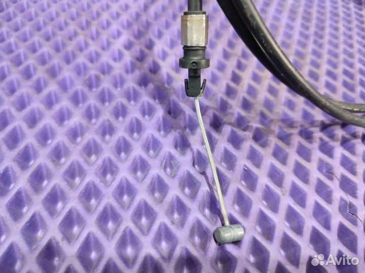 Трос капота Nissan X-Trail NT31-105853 MR20DE 2010