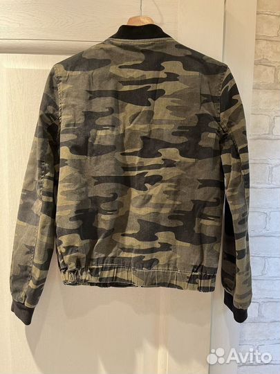 Бомбер Zara для девочки, размер М