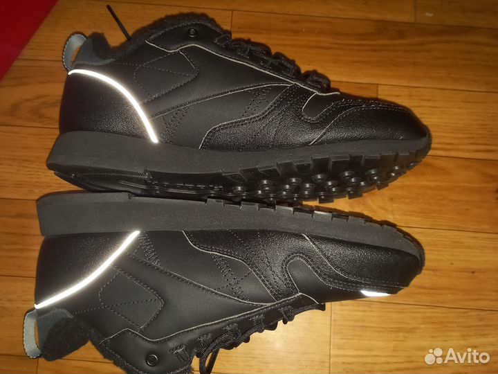 Кроссовки Reebok кожаные