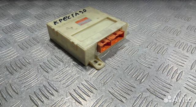 Блок электронный Toyota Cresta (X90) IV (1992–1994
