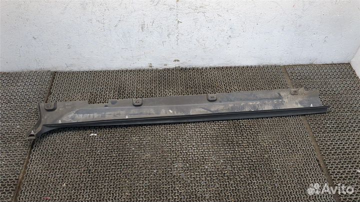 Накладка на порог Ford Kuga, 2010