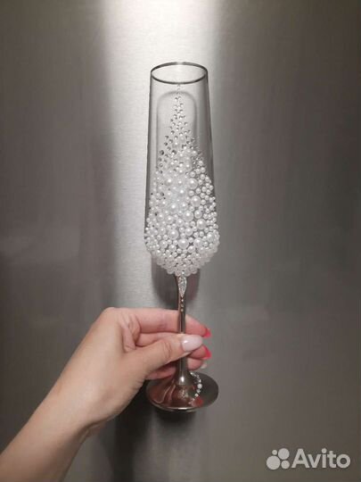 Свадебные бокалы,свечи,казна,бутылки