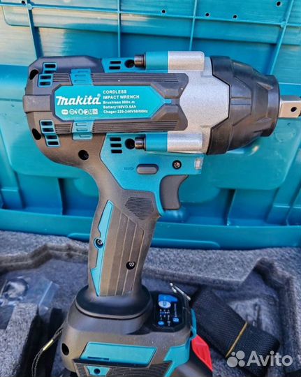 Аккумуляторный гайковерт Makita 800 н.м. (Арт.3033