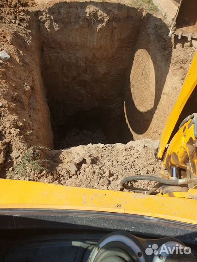 Услуги Экскаватора-погрузчика JCB 4CX