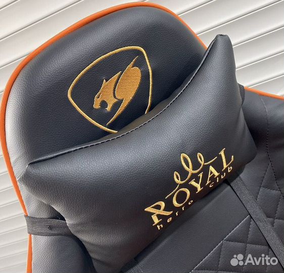 Игровое геймерское компьютерное кресло