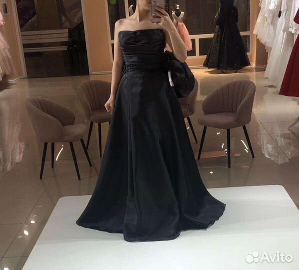 Вечернее платье
