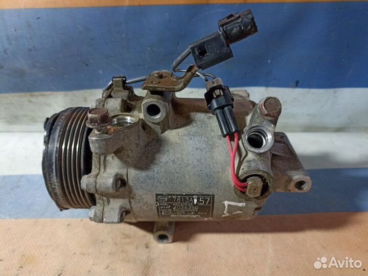 Компрессор кондиционера Mitsubishi Lancer X