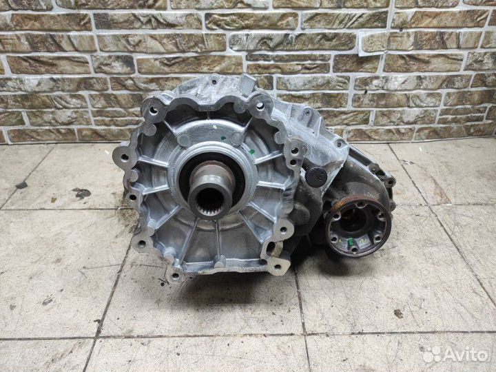 Раздаточная коробка Jeep Grand Cherokee WK2 6.4