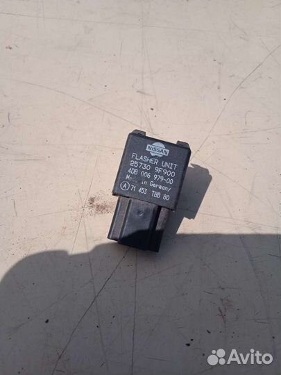 Реле поворотов Nissan Terrano 2 Ниссан Террано 2