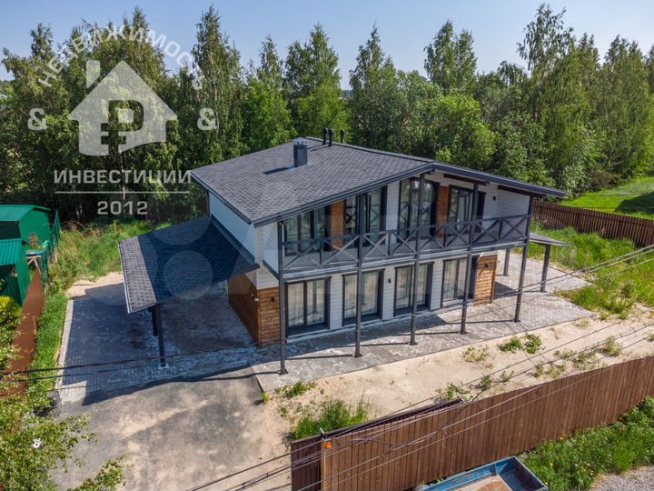 Коттедж 188 м² на участке 7,5 сот.