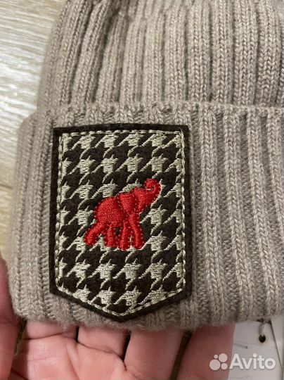 Шапка новая Tavitta